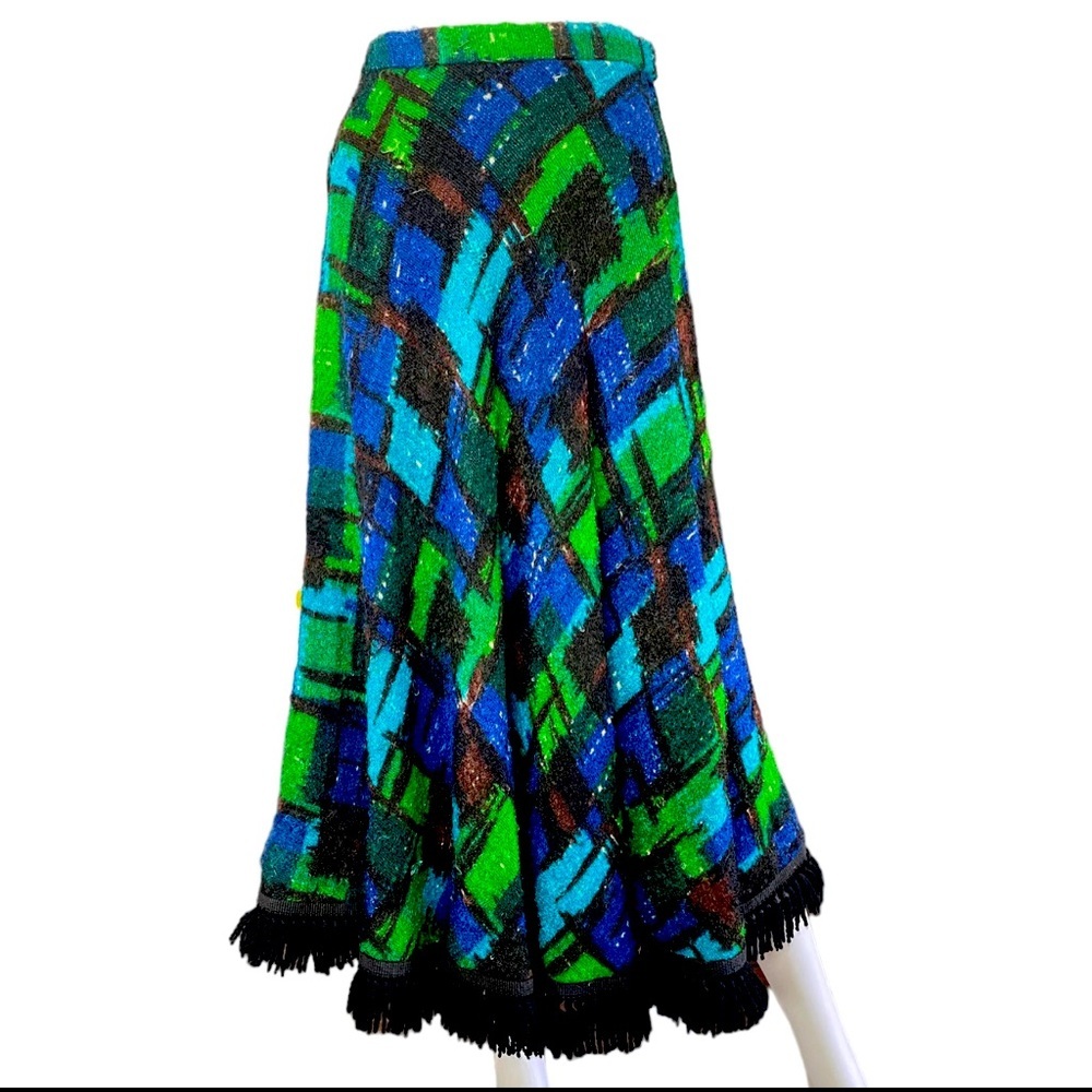 1960’s or 1970’s long plaid skirt with fringe bottom | size 27 inch waist